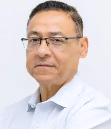 عادل نادر دسوقي